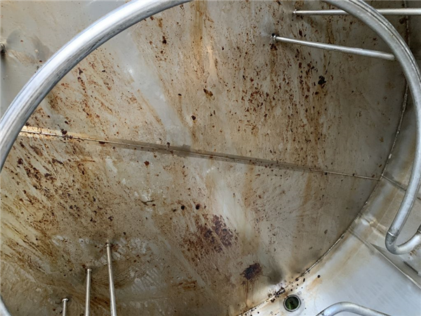 7-1/2' Dia. X 18' L Ss 6,000 Gallon Agitated Tank)